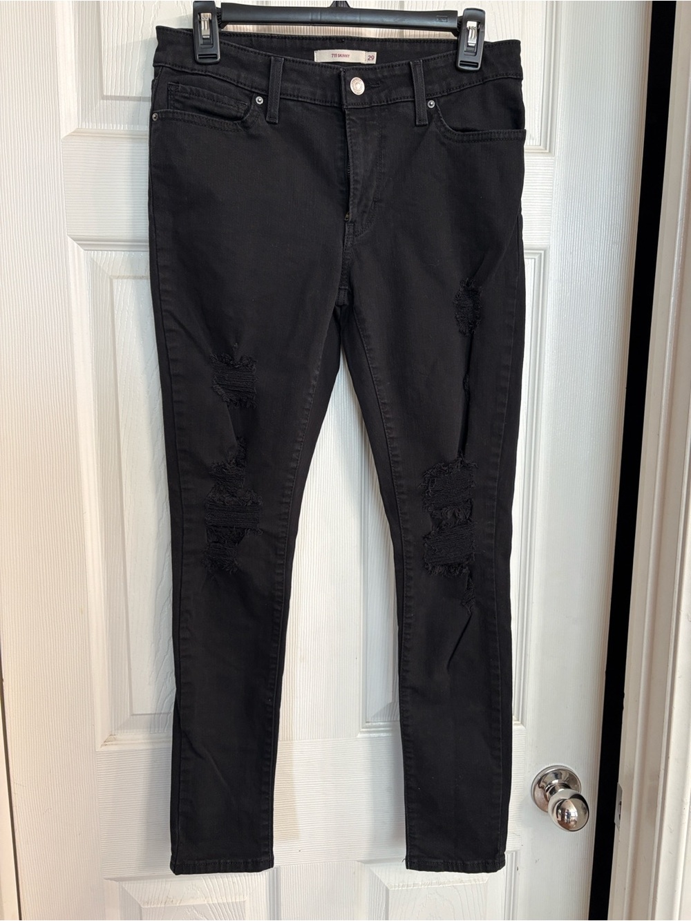 Levi's Black Skinny Distressed Jeans